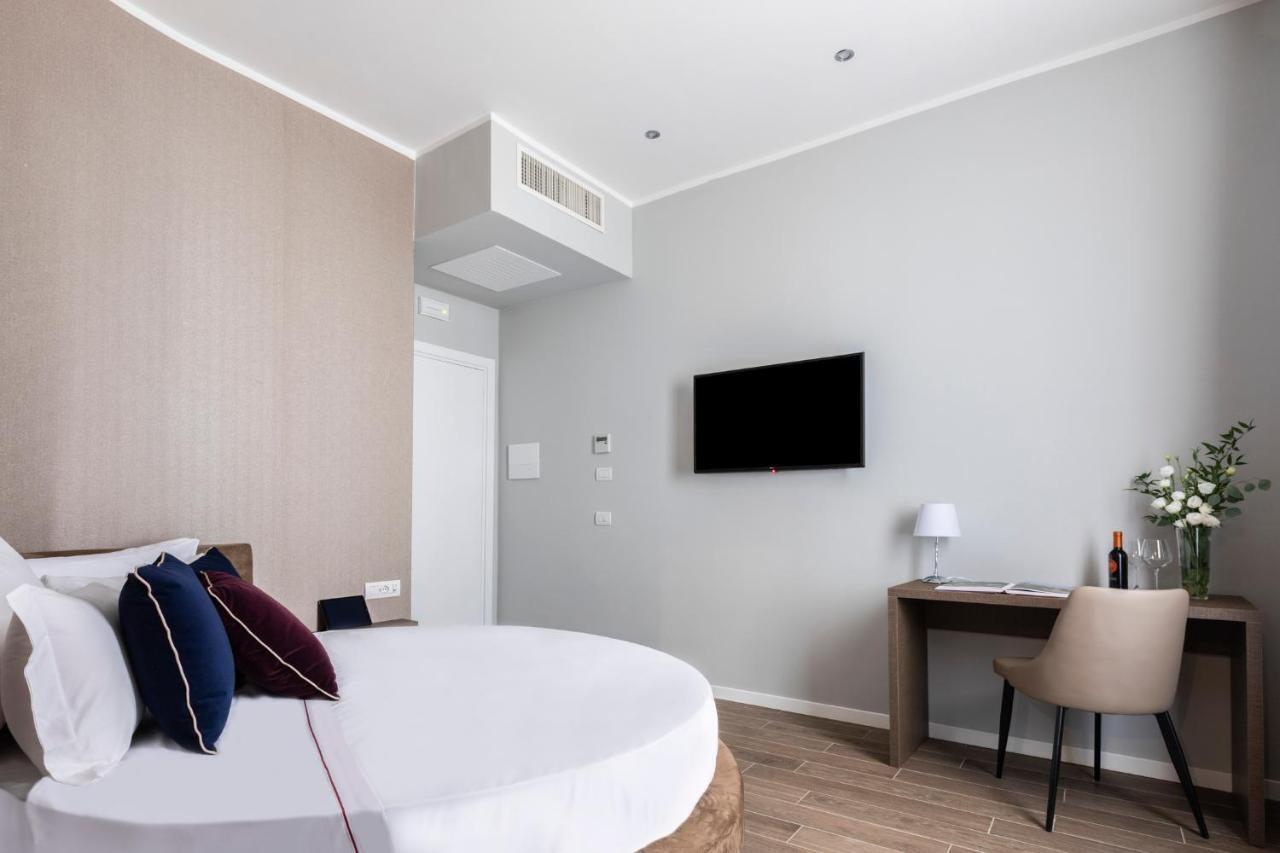 Giubbonari Suites โรม ภายนอก รูปภาพ