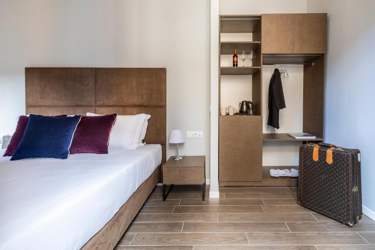 Giubbonari Suites โรม ภายนอก รูปภาพ