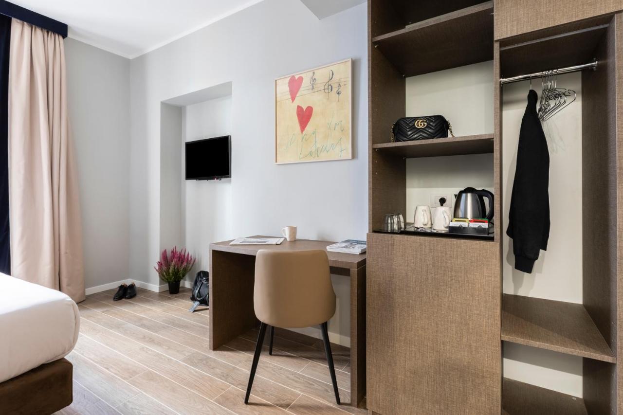 Giubbonari Suites โรม ภายนอก รูปภาพ