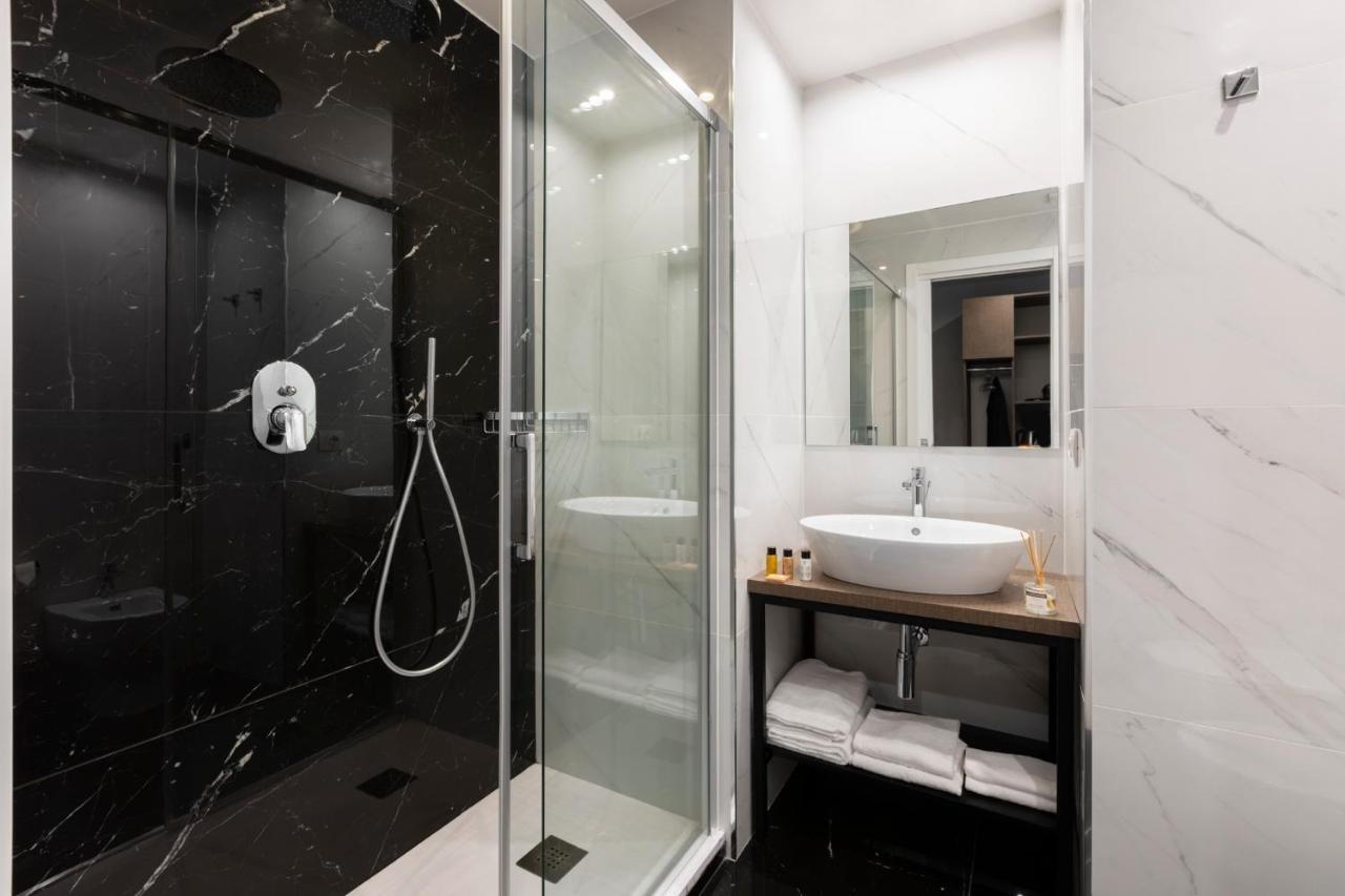 Giubbonari Suites โรม ภายนอก รูปภาพ