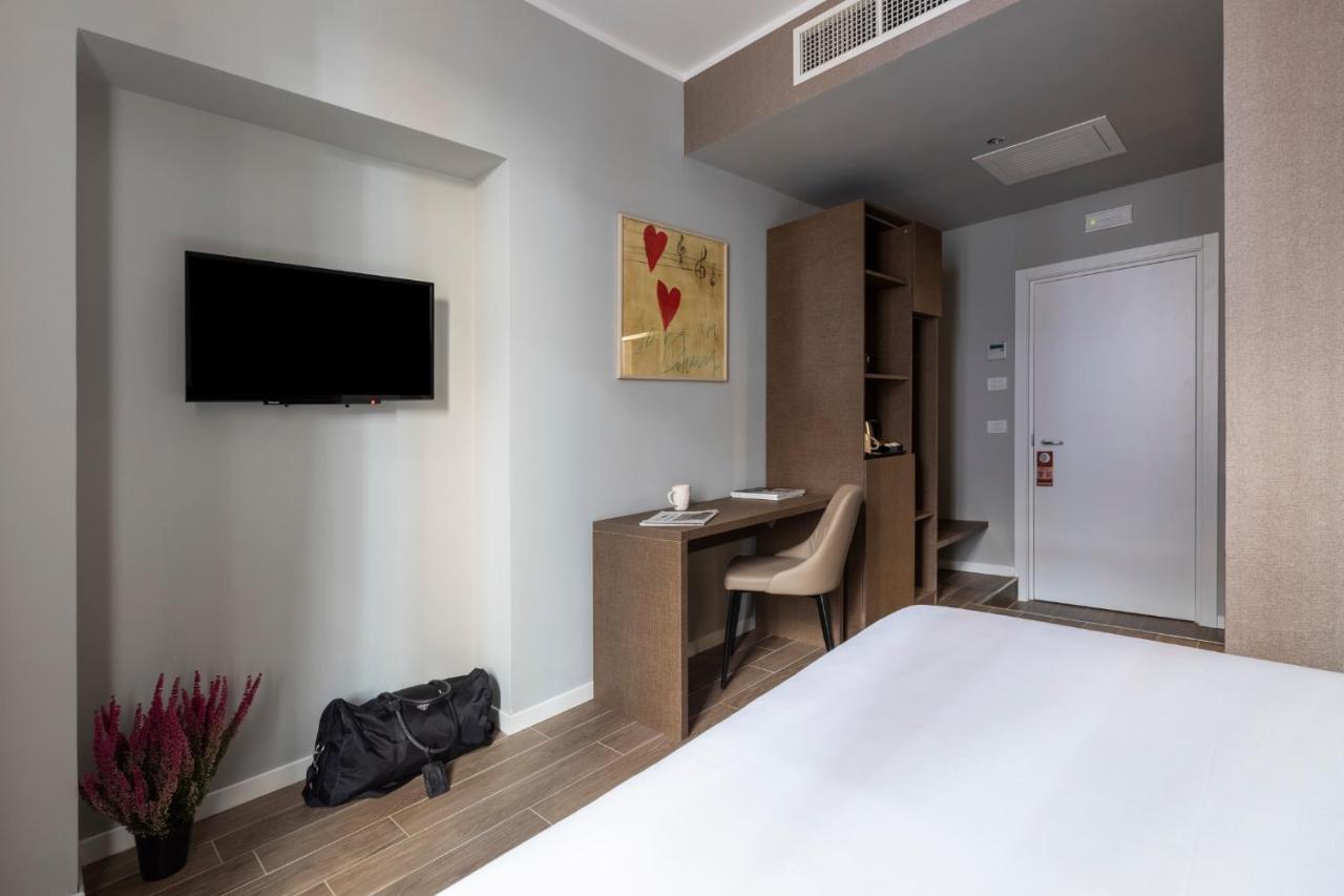 Giubbonari Suites โรม ภายนอก รูปภาพ